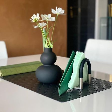 Lovely 1-Bedroom Apartament With Free Parking 索菲亞 外观 照片