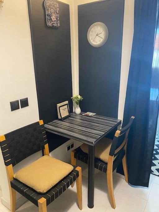 Lovely 1-Bedroom Apartament With Free Parking 索菲亞 外观 照片